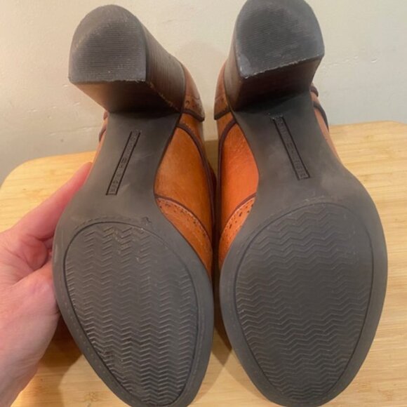 Tommy Hilfiger Heeled Oxfords - Picture 6 of 7